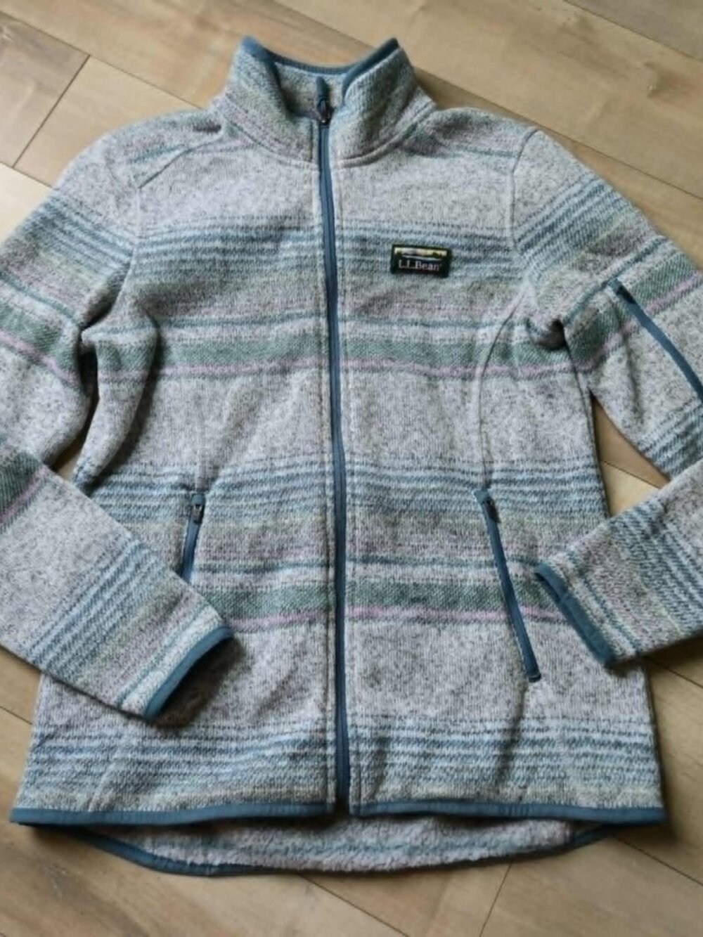 L.L.Bean Women's Sweater Fleece Full Zip Jacket XS Petite Gray Stripe Outdoor